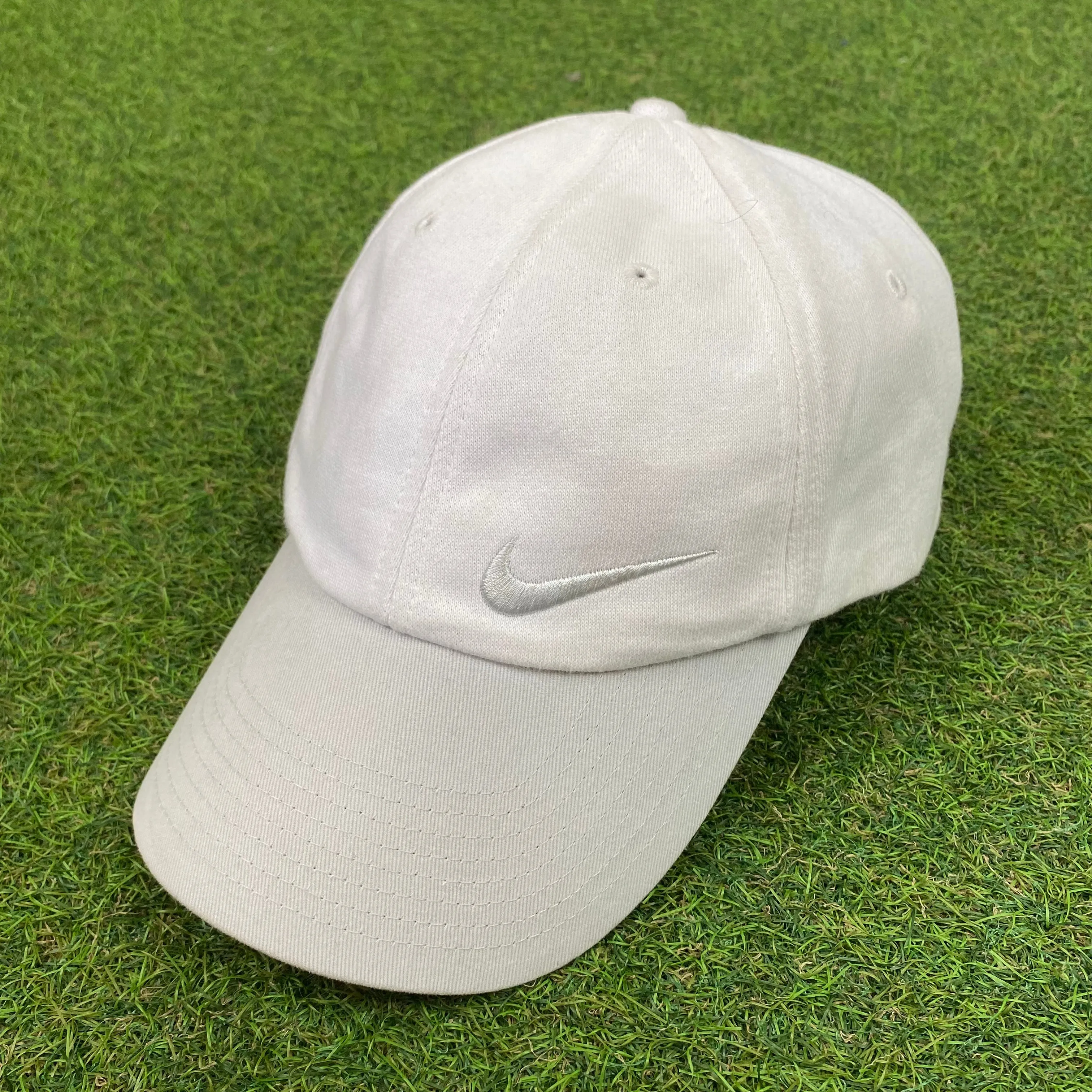 00s Nike Baseball Hat Grey