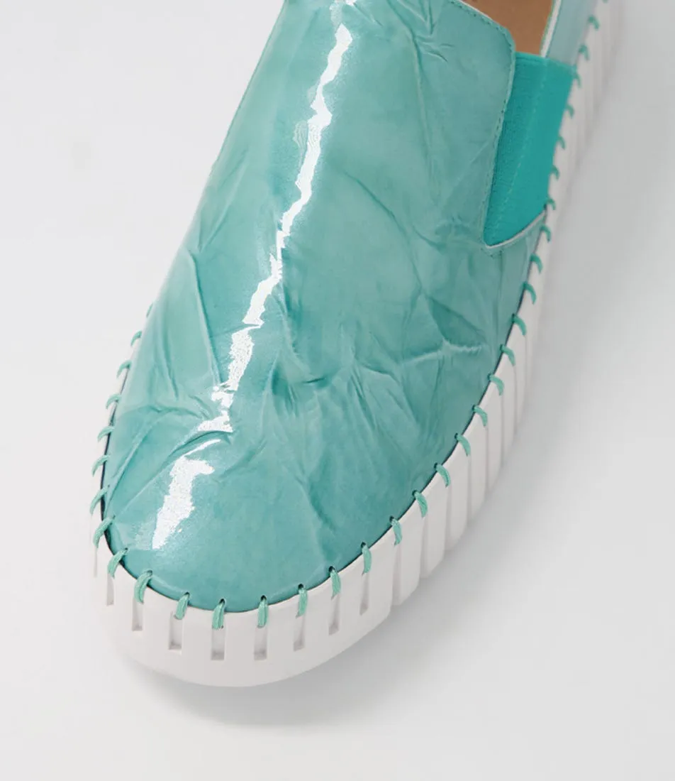 DJANGO & JULIETTE Becca Teal Shrunken Patent Sneakers