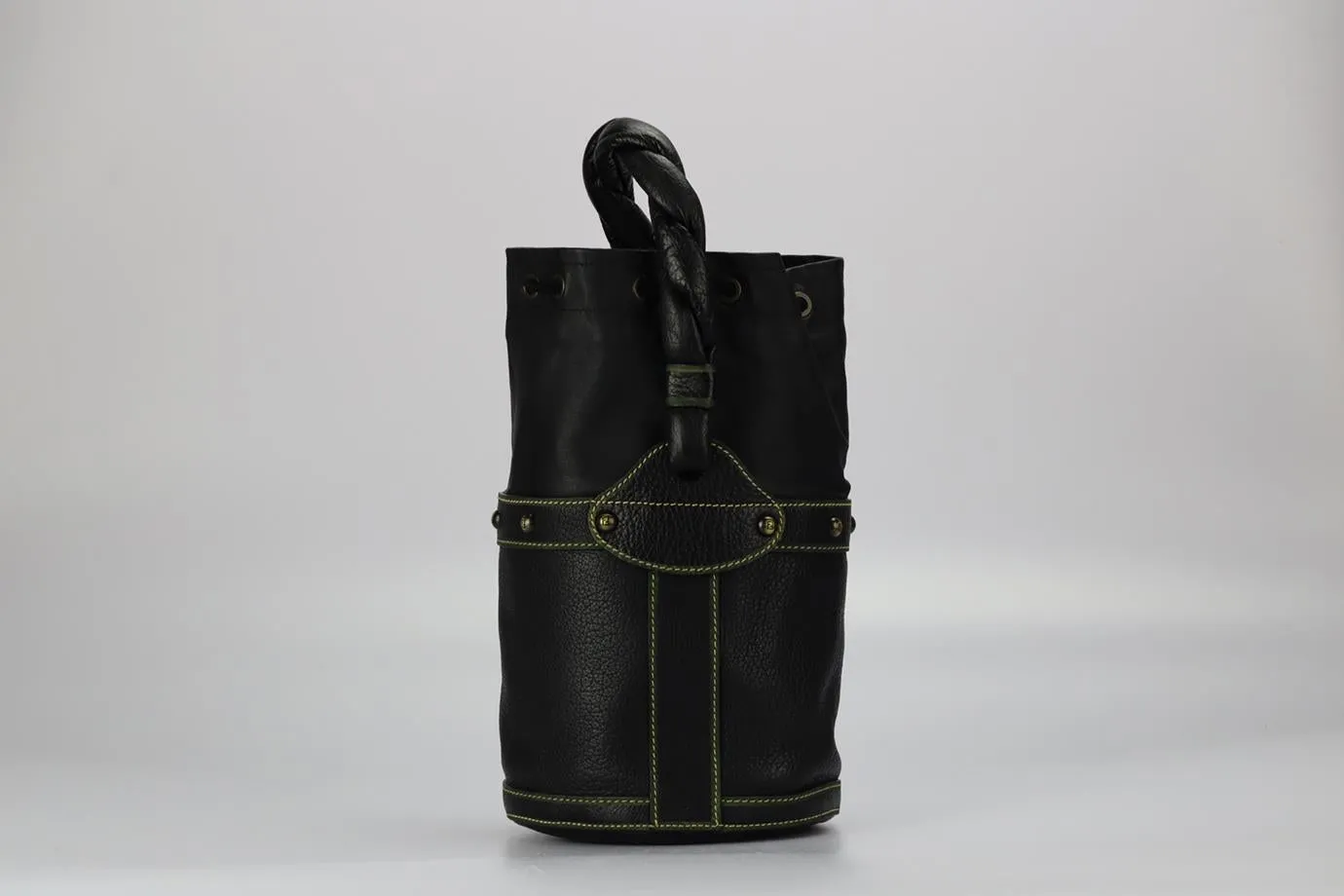 FENDI PALAZZO LEATHER BUCKET BAG