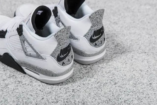 Nike jordan 4 retro white cement