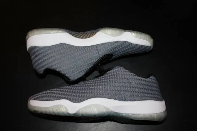 Nike jordan future low cool grey 2015718948-004 sz 11 sneakers