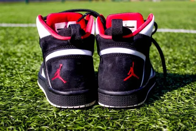 Nike jordan kids size 35.5