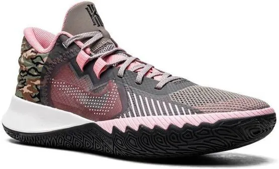 Nike Kyrie Flytrap V low-top sneakers Pink