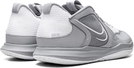 Nike Kyrie Low 5 TB sneakers Grey