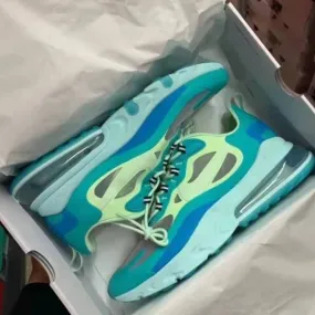 NIKE MAX270 React AO4971-301