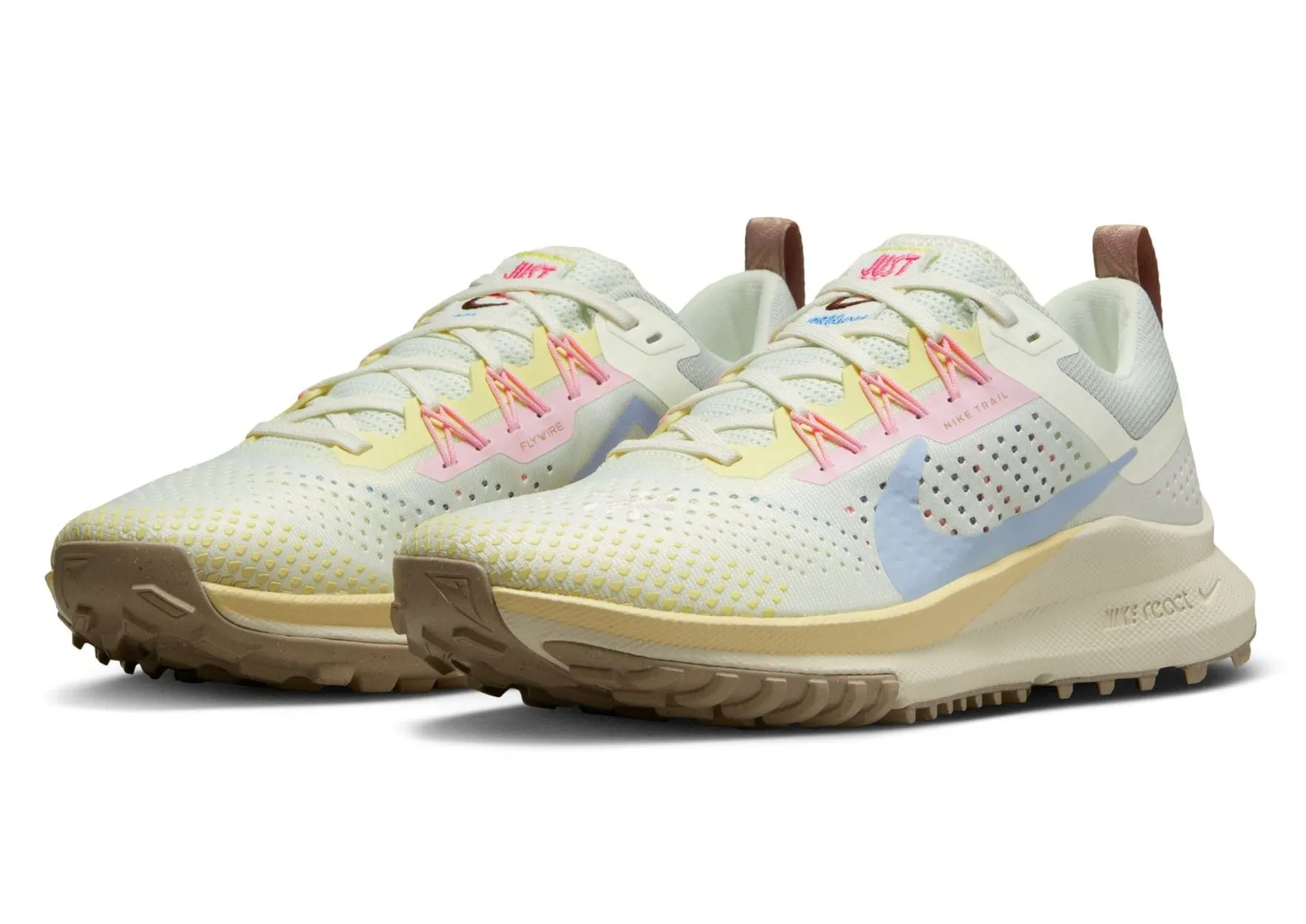 Nike Women's React Pegasus Trail 4