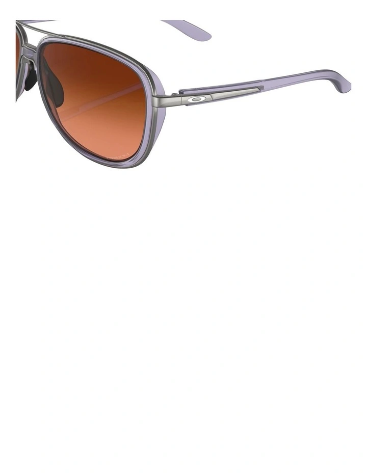 Split Time Sunglasses in Violet