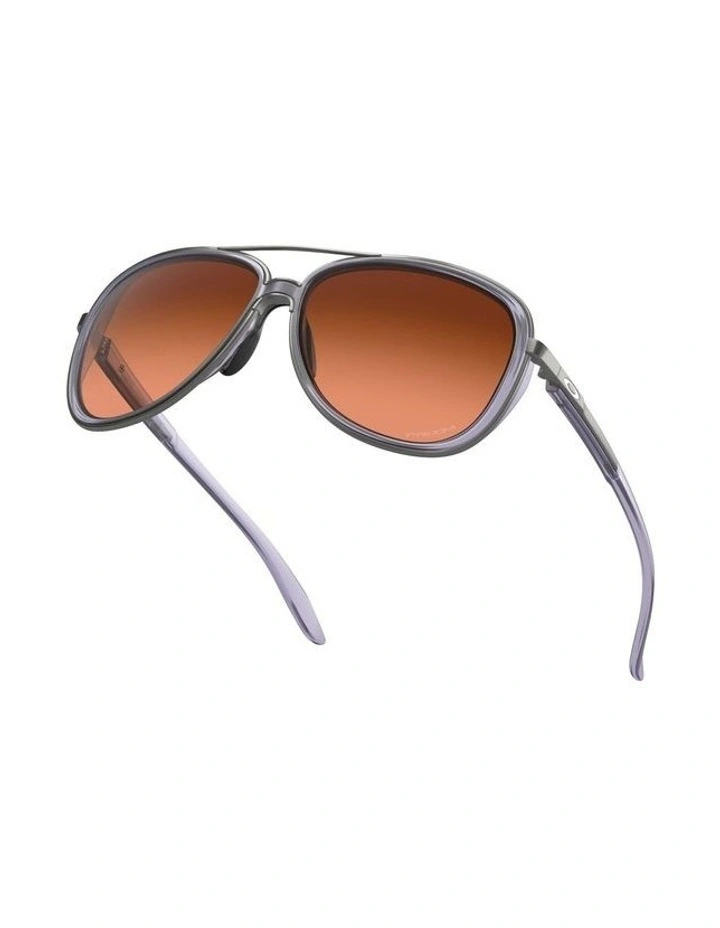 Split Time Sunglasses in Violet