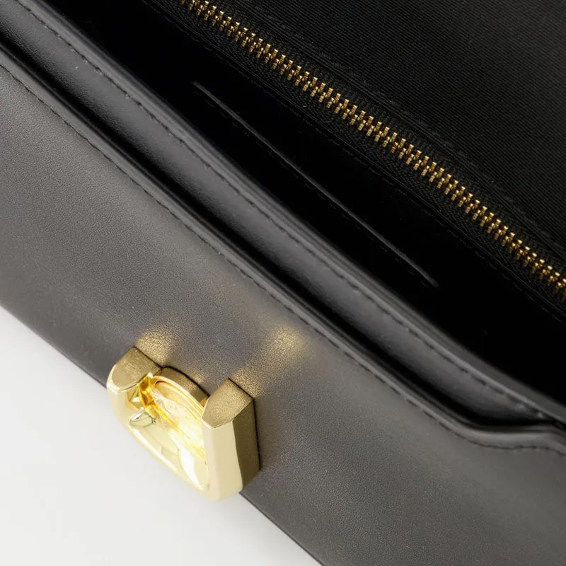 The Shoudler Bag in Black Leather